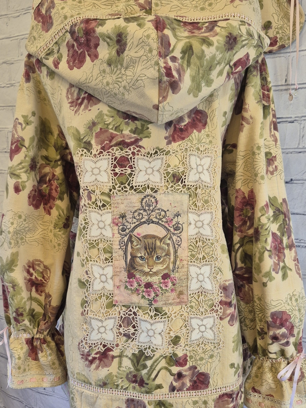 Floral Cat Print Hooded Jacket Cream and Pink